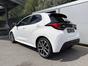 Toyota Yaris 1.5 VVT-i HSD Trend