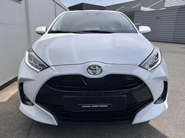 Toyota Yaris 1.5 VVT-i HSD Trend