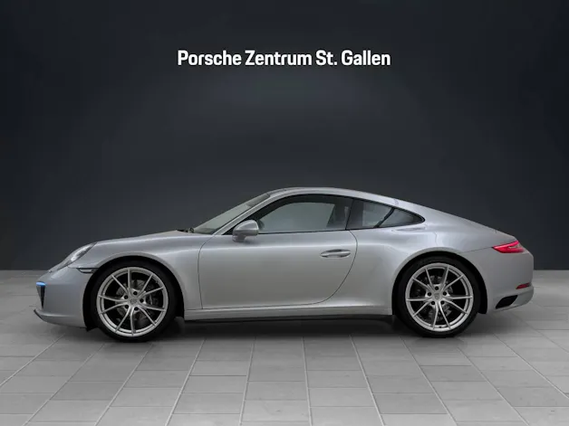Porsche 911 Carrera 4