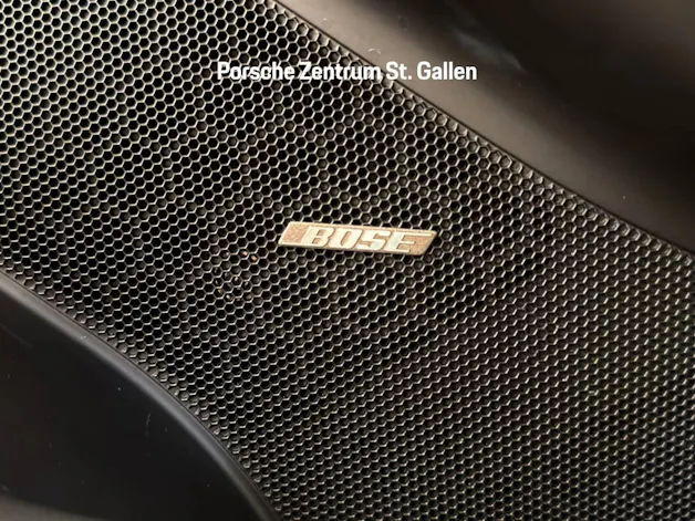 Porsche 911 Carrera 4