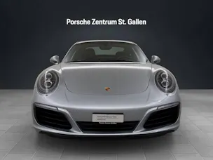 Porsche 911 Carrera 4