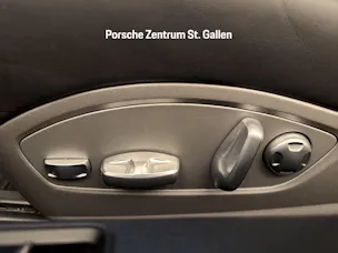 Porsche 911 Carrera 4