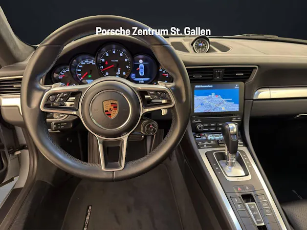 Porsche 911 Carrera 4