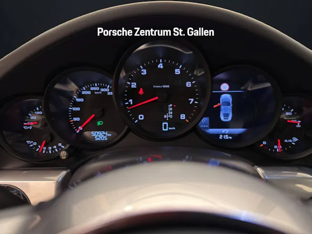 Porsche 911 Carrera 4