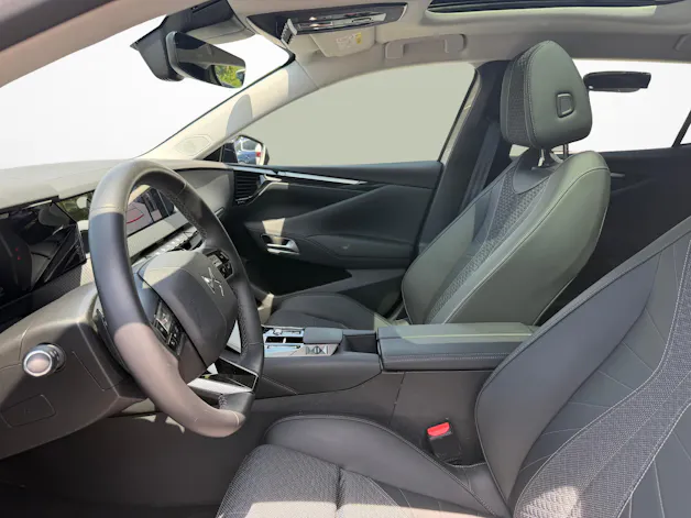 DS Automobiles 4 1.2 Hybrid Ligne Noire