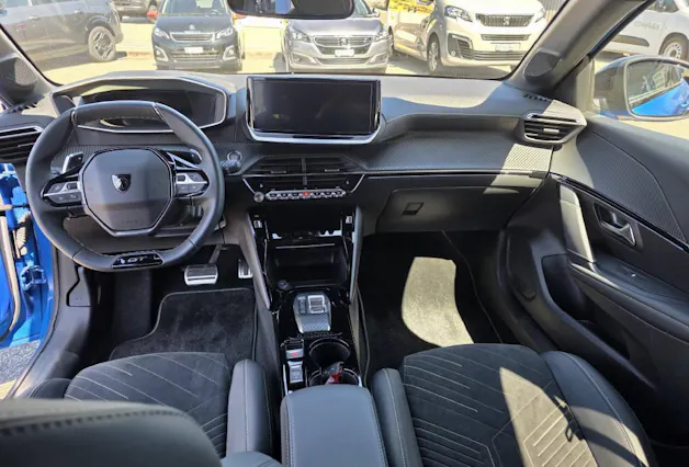 Peugeot 208 1.2 Hybrid GT
