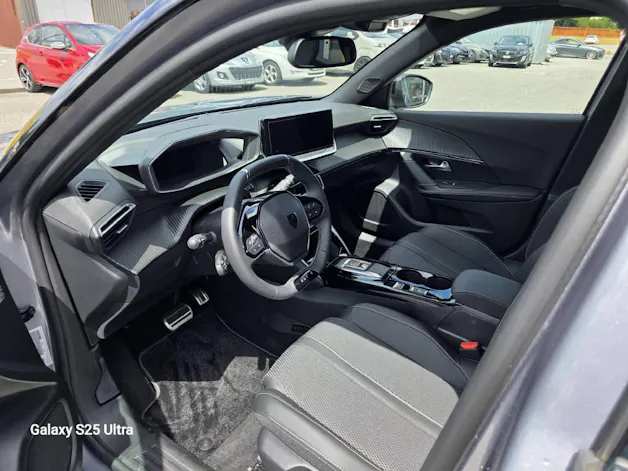 Peugeot 2008 e-GT