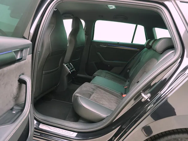 Škoda Superb Combi 2.0 TSI DSG Sport Line 4x4