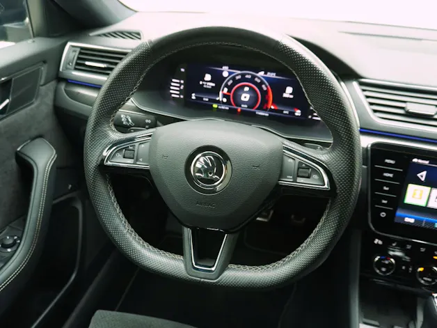 Škoda Superb Combi 2.0 TSI DSG Sport Line 4x4