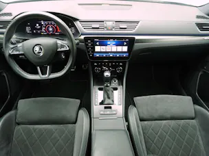 Škoda Superb Combi 2.0 TSI DSG Sport Line 4x4