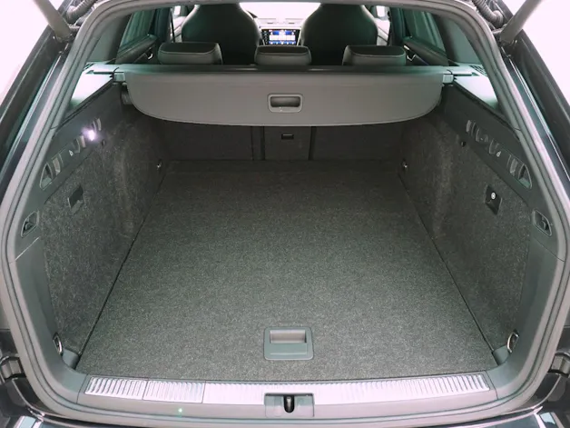 Škoda Superb Combi 2.0 TSI DSG Sport Line 4x4