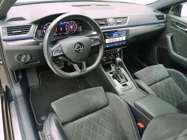 Škoda Superb Combi 2.0 TSI DSG Sport Line 4x4