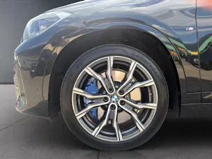 BMW X1 25i xDrive SAG