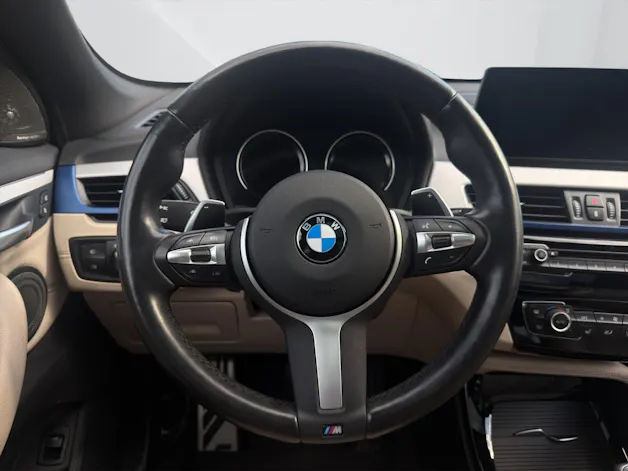 BMW X1 25i xDrive SAG