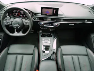 Audi A4 Avant 2.0 TDI S line quattro S-Tronic