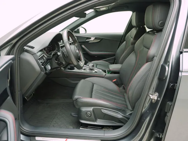 Audi A4 Avant 2.0 TDI S line quattro S-Tronic