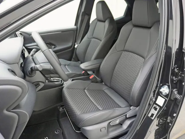 Toyota Yaris 1.5 VVT-i HSD Premium