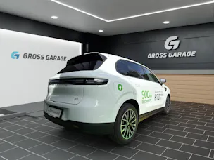 Leapmotor B10 1.5 Hybrid EV