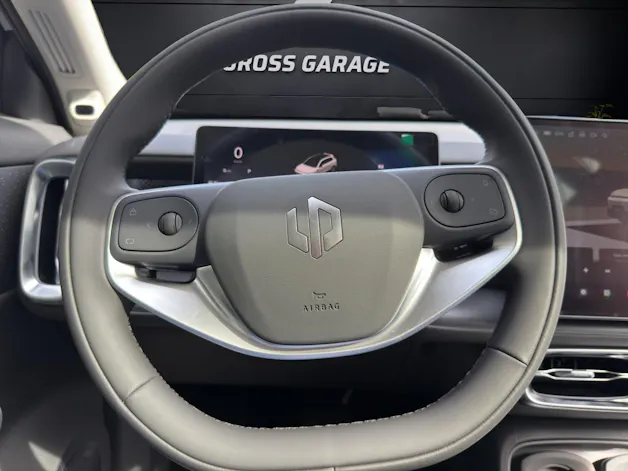 Leapmotor B10 1.5 Hybrid EV