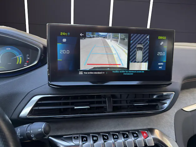 PEUGEOT 3008 1.6 PHEV GT
