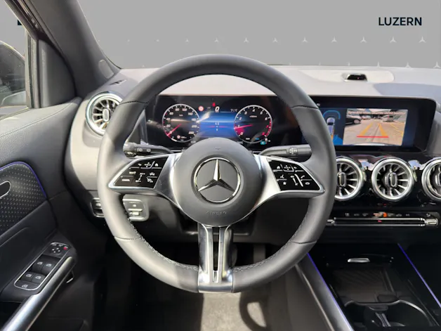 Mercedes-Benz GLA 200 Night Star 7G-DCT