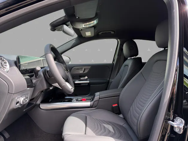 Mercedes-Benz GLA 200 Night Star 7G-DCT