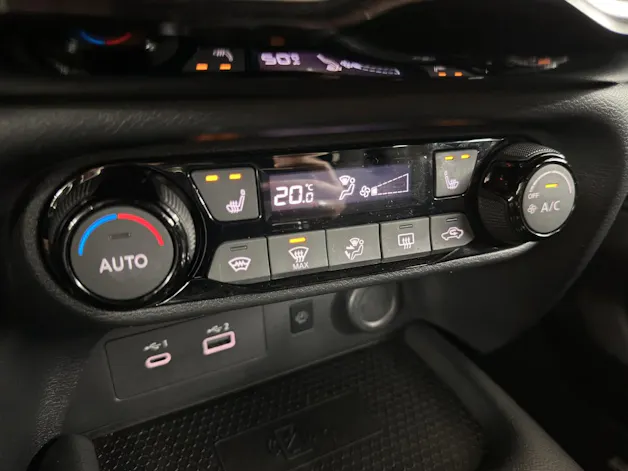 Nissan Juke 1.6 FHEV Tekna