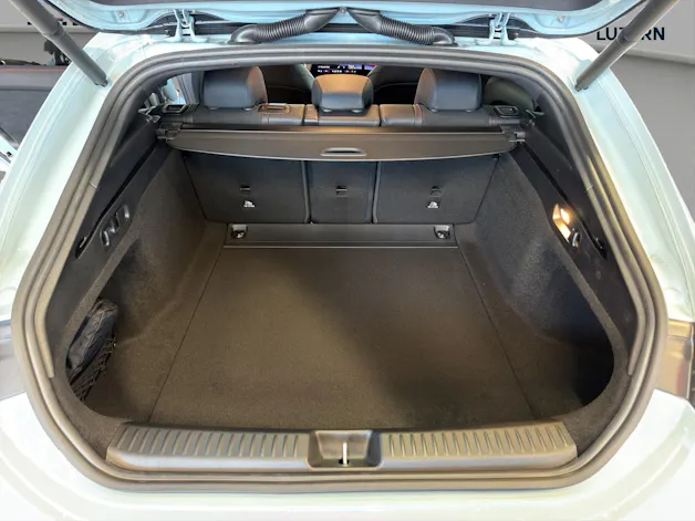 Mercedes-Benz CLA Shooting Brake 220 4Matic 8G-DCT