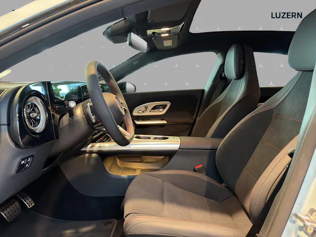 Mercedes-Benz CLA Shooting Brake 220 4Matic 8G-DCT