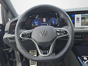 VW Golf VIII 1.5 TSI R-Line