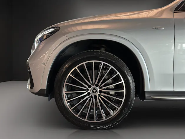 Mercedes-Benz GLC 300 e 4M 9G-Tronic