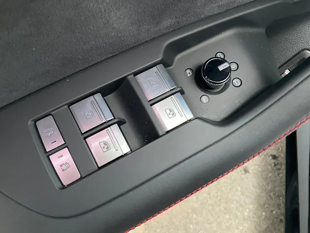 Audi RS6 Avant 4.0 TFSI V8 quattro ***NEUPREIS 190'900 SFR***