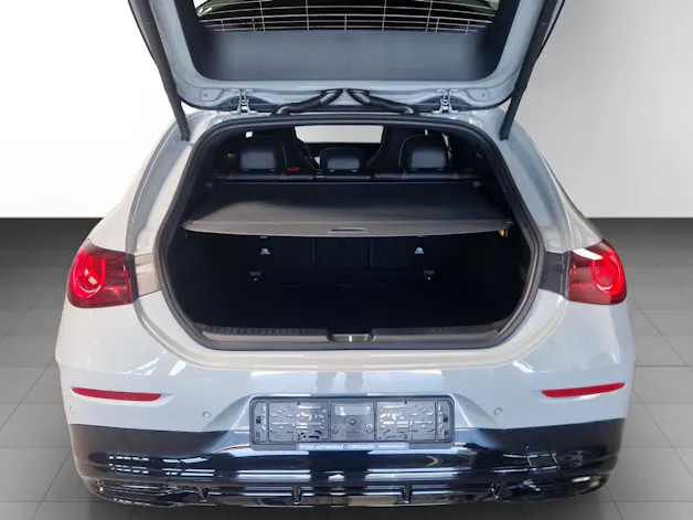 Mercedes-Benz CLA Shooting Brake 220 4Matic 8G-DCT