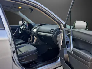 Subaru Forester 2.0XT Luxury