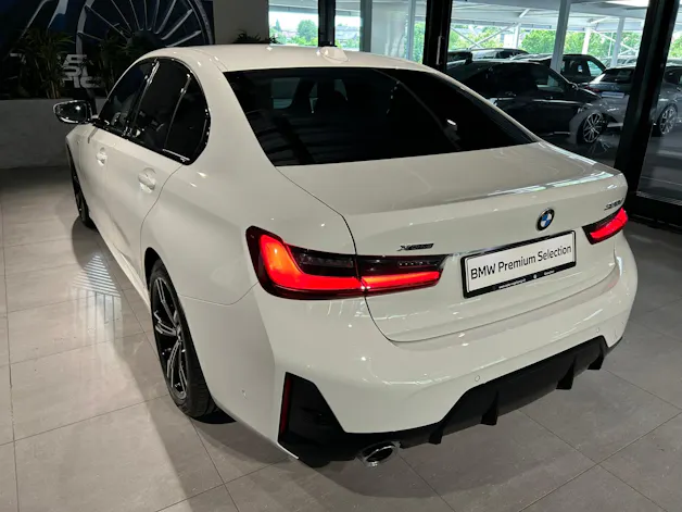 BMW 320d xDrive 48V Steptronic M Sport