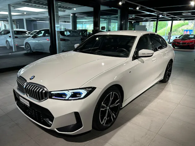 BMW 320d xDrive 48V Steptronic M Sport