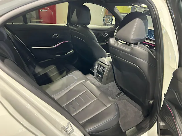 BMW 320d xDrive 48V Steptronic M Sport