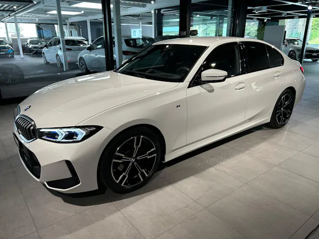 BMW 320d xDrive 48V Steptronic M Sport