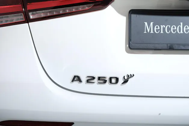 Mercedes-Benz A 250 4Matic AMG Line 4Matic 7G-DCT
