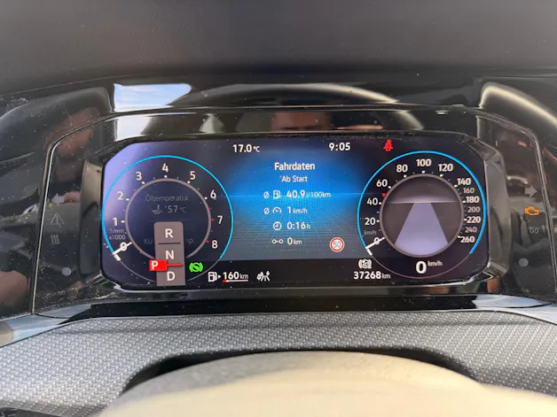 VW Golf Variant 2.0 TSI R-Line DSG 4Motion