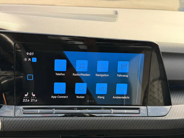 VW Golf Variant 2.0 TSI R-Line DSG 4Motion