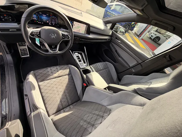 VW Golf Variant 2.0 TSI R-Line DSG 4Motion