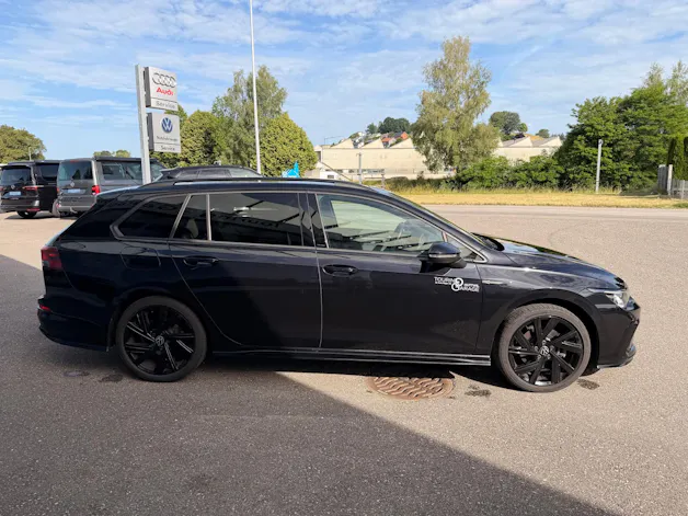 VW Golf Variant 2.0 TSI R-Line DSG 4Motion