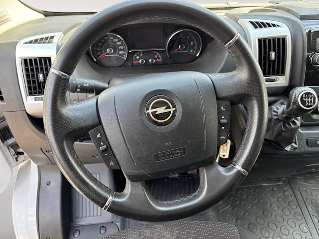 Opel Movano 2.2 d 3,5t L2H2 Essentia