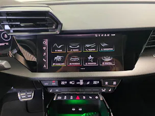 Audi RS3 Limousine 2.5 TSI quattro S-tronic