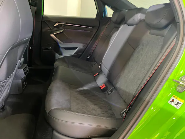 Audi RS3 Limousine 2.5 TSI quattro S-tronic