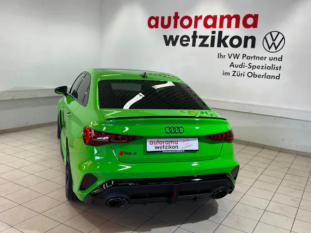 Audi RS3 Limousine 2.5 TSI quattro S-tronic