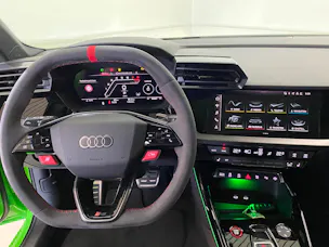Audi RS3 Limousine 2.5 TSI quattro S-tronic