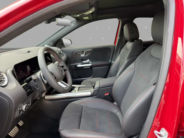 Mercedes-Benz GLA 250 4Matic 8G-DCT Swiss Star