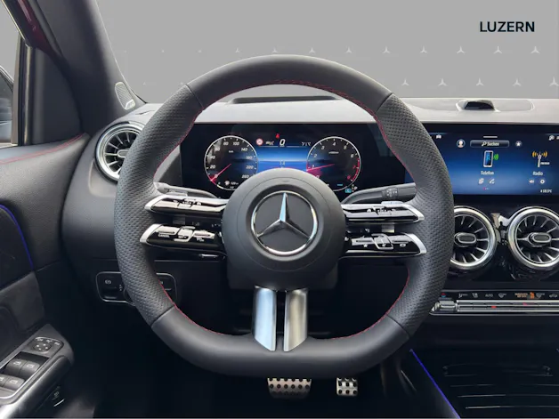Mercedes-Benz GLA 250 4Matic 8G-DCT Swiss Star